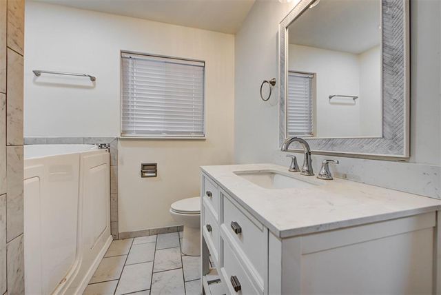 4033 NW 22nd Street, Oklahoma City, OK 73107