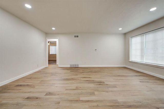 4033 NW 22nd Street, Oklahoma City, OK 73107