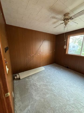 317 Main Street, Norway, MI 49870