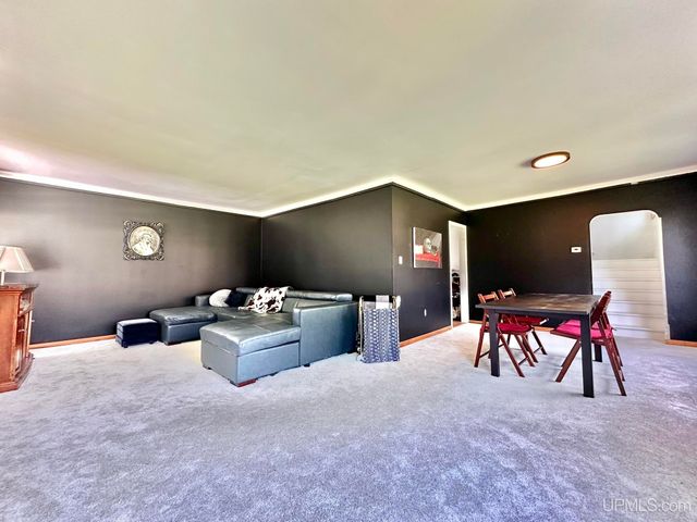 317 Main Street, Norway, MI 49870