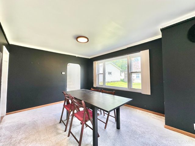 317 Main Street, Norway, MI 49870