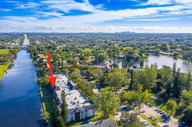 3760 Inverrary Drive 2P, Lauderhill, FL 33319