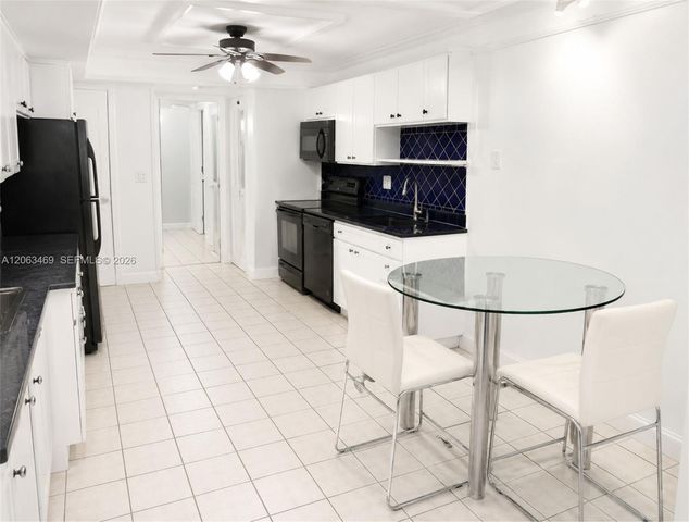 3760 Inverrary Drive 2P, Lauderhill, FL 33319