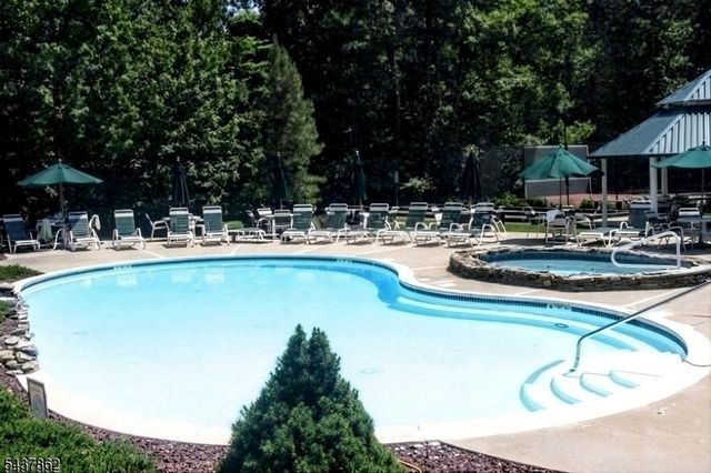 5420 Richmond Rd 420, West Milford Twp., NJ 07480