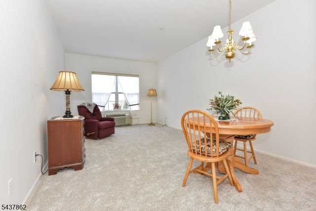 5420 Richmond Rd 420, West Milford Twp., NJ 07480