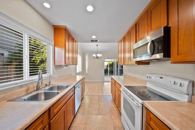 3613 Kobias Ct, Sacramento, CA 95827