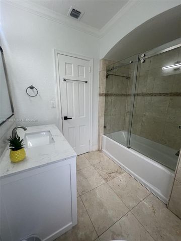 2910 SW 2nd Ave, Miami, FL 33129