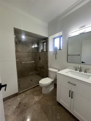 2910 SW 2nd Ave, Miami, FL 33129