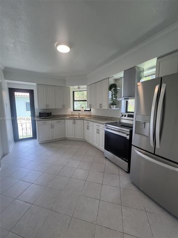 2910 SW 2nd Ave, Miami, FL 33129