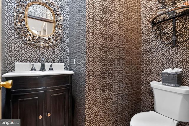 7 MAISON PL, Voorhees, NJ 08043