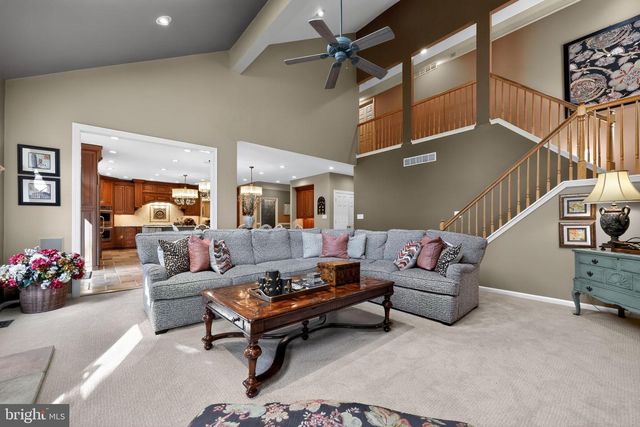 7 MAISON PL, Voorhees, NJ 08043