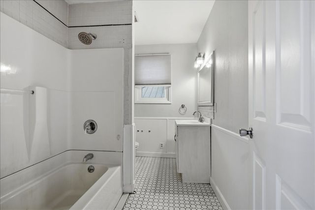 811 W College Avenue, Normal, IL 61761