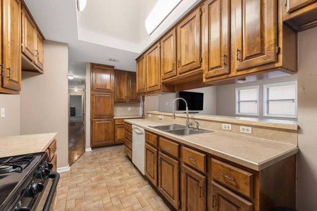 2900 Broadmoor Drive, Bryan, TX 77802