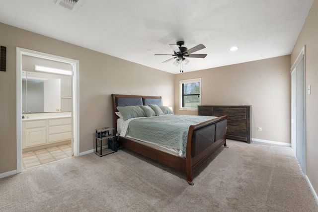 2900 Broadmoor Drive, Bryan, TX 77802