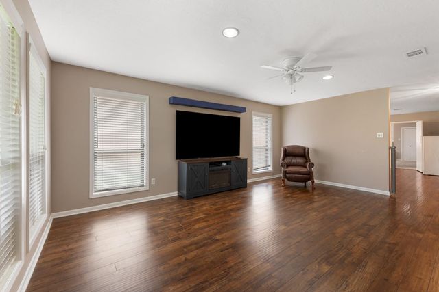2900 Broadmoor Drive, Bryan, TX 77802