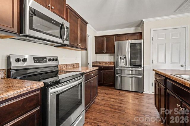 2801 Thomas Twig Drive, Dallas, NC 28034