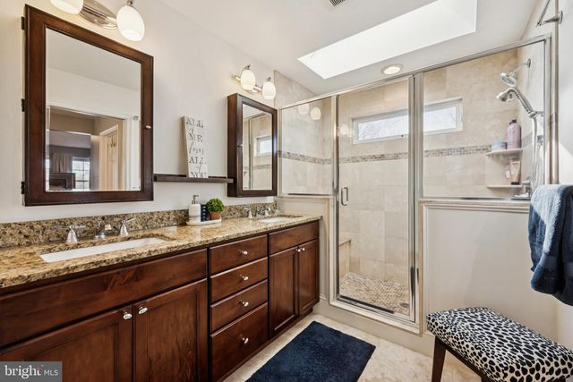 2 WELLINGTON CT, Eastampton, NJ 08060