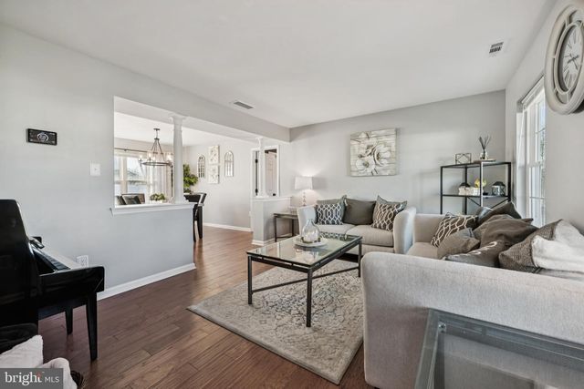 2 WELLINGTON CT, Eastampton, NJ 08060