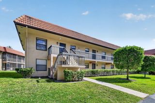 21895 Lake Forest Circle 201, Boca Raton, FL 33433
