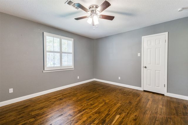 2716 Sharpview Lane, Dallas, TX 75228