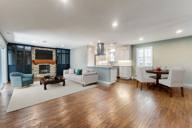 2716 Sharpview Lane, Dallas, TX 75228