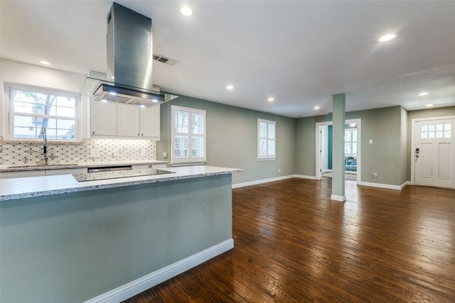 2716 Sharpview Lane, Dallas, TX 75228