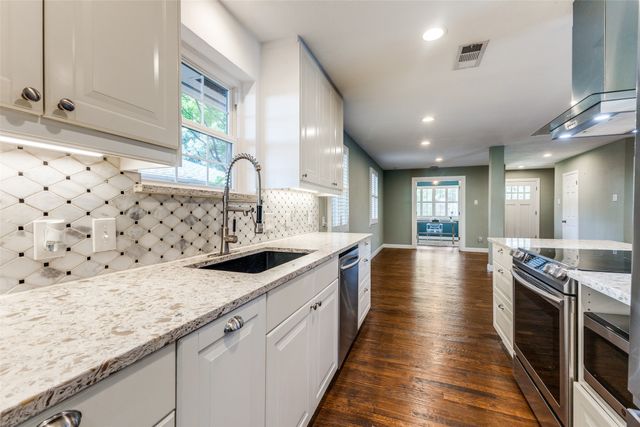 2716 Sharpview Lane, Dallas, TX 75228