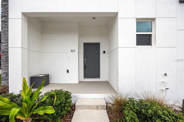 625 TRIKOMO DRIVE, Davenport, FL 33896