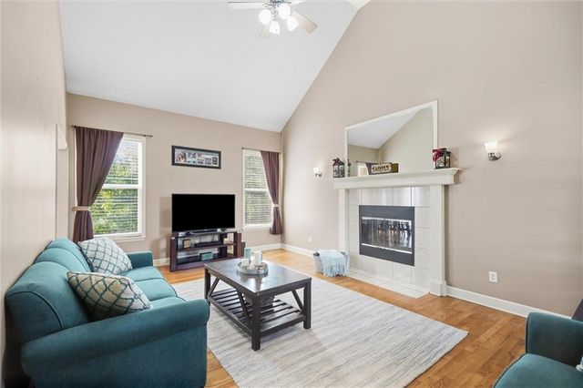 509 FAIRWAY Road, Belton, MO 64012