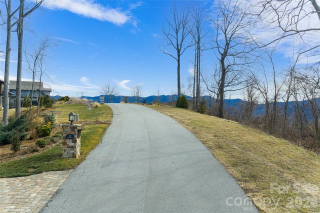 5 Longstreet Court 17, Weaverville, NC 28787