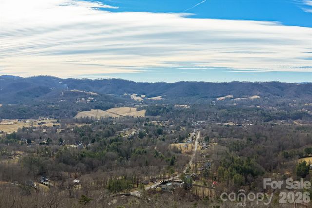 5 Longstreet Court 17, Weaverville, NC 28787