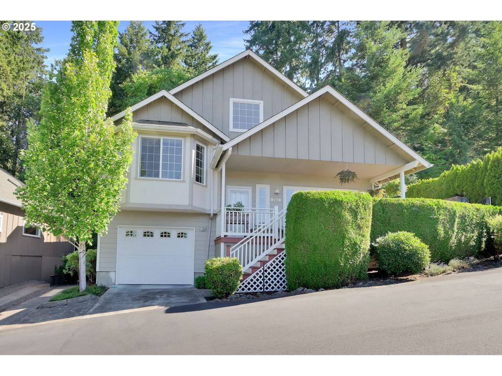 3772 COLONY OAKS Dr, Eugene, OR 97405
