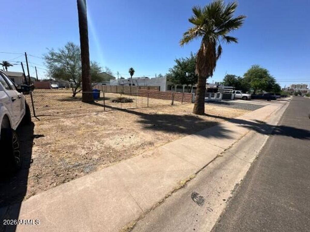 914 S Montezuma Avenue 17,18, Phoenix, AZ 85003 — photo 3