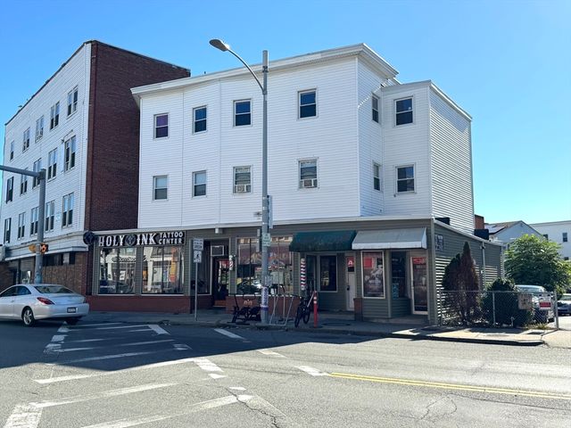 838 Western Ave 2R, Lynn, MA 01904