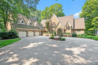 5285 N Lakeshore Drive, Port Sheldon Twp, MI 49424