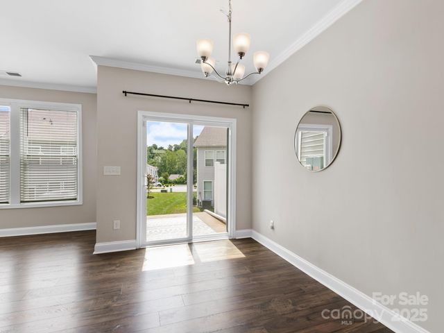 567 Big Sur Loop, Asheville, NC 28806