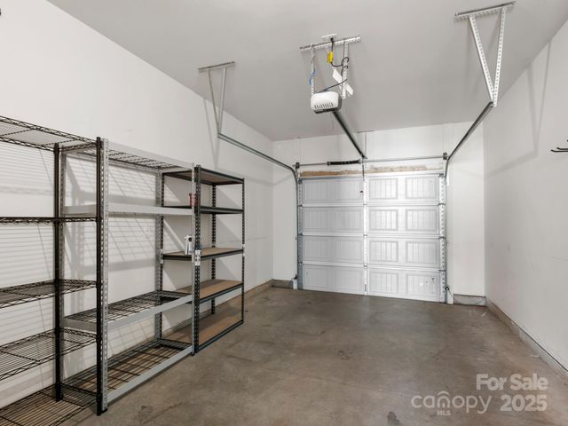 567 Big Sur Loop, Asheville, NC 28806