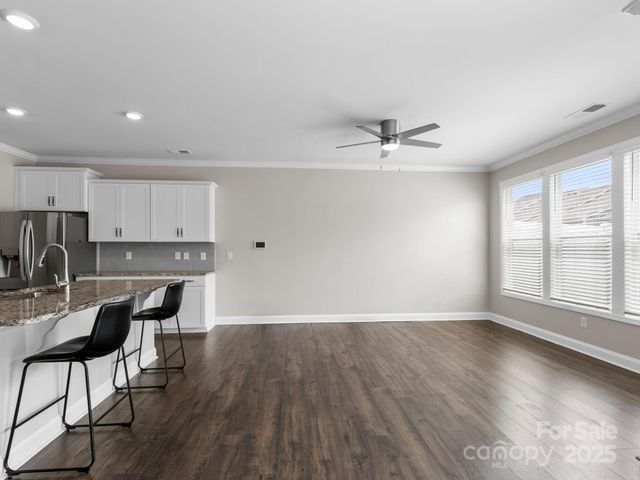 567 Big Sur Loop, Asheville, NC 28806