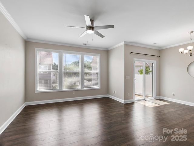 567 Big Sur Loop, Asheville, NC 28806