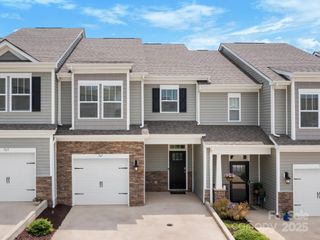 567 Big Sur Loop, Asheville, NC 28806