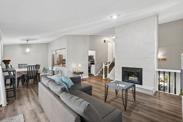 8945 Preserve Boulevard, Eden Prairie, MN 55347