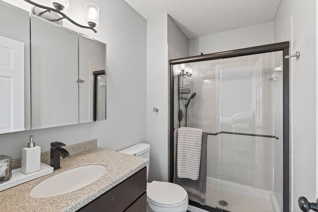 8945 Preserve Boulevard, Eden Prairie, MN 55347