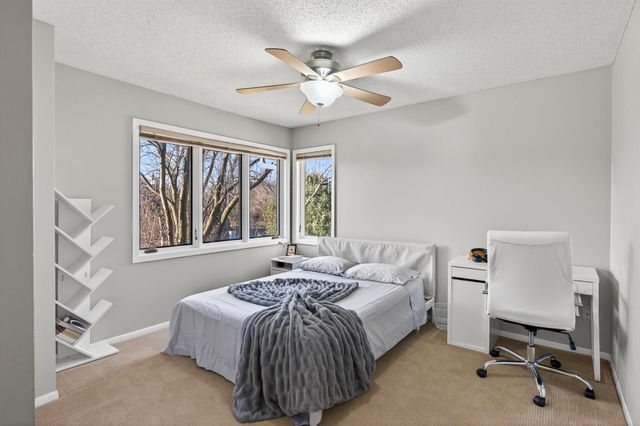 8945 Preserve Boulevard, Eden Prairie, MN 55347