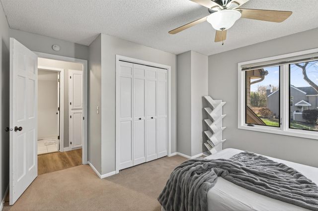 8945 Preserve Boulevard, Eden Prairie, MN 55347