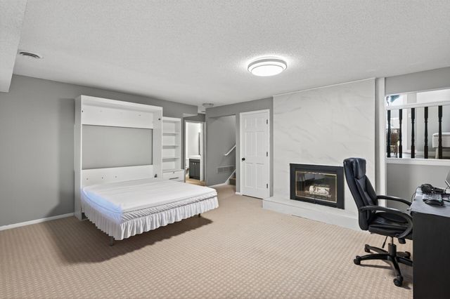 8945 Preserve Boulevard, Eden Prairie, MN 55347