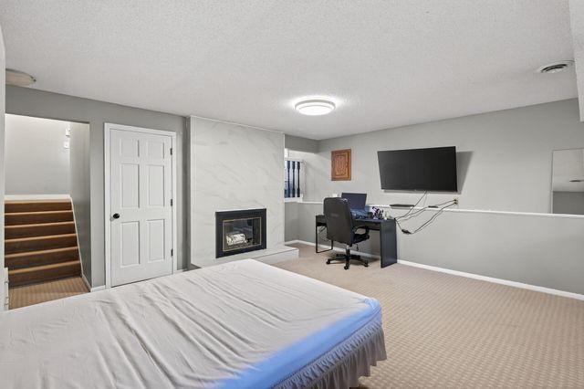 8945 Preserve Boulevard, Eden Prairie, MN 55347