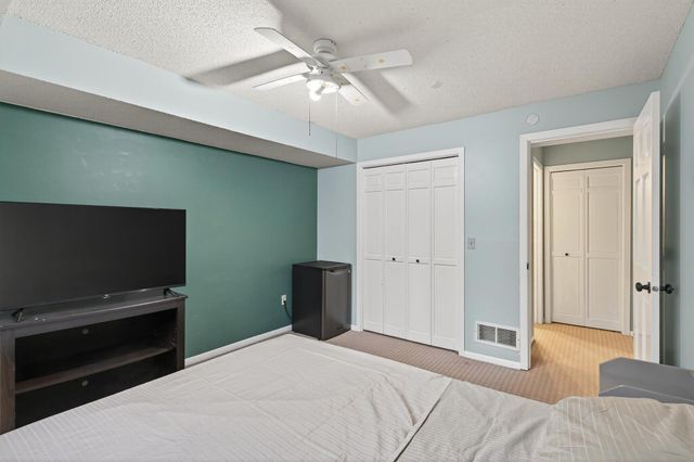 8945 Preserve Boulevard, Eden Prairie, MN 55347