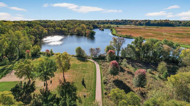 8945 Preserve Boulevard, Eden Prairie, MN 55347