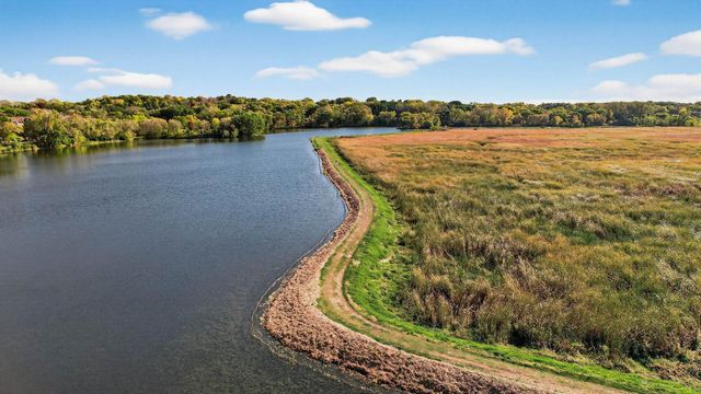 8945 Preserve Boulevard, Eden Prairie, MN 55347