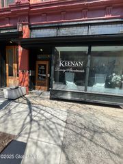 256 Broadway 203, Troy, NY 12180